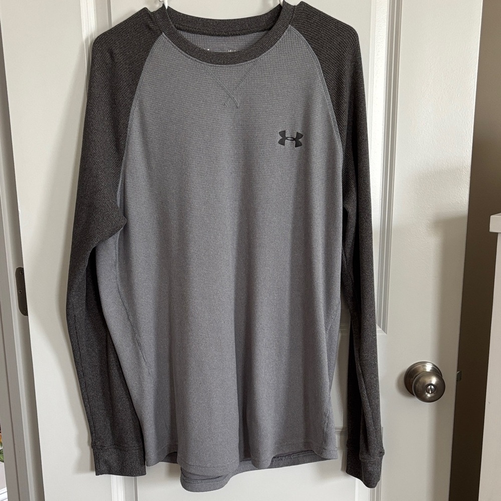 Under Armour Men's Two-Tone Gray Long Sleeve Tee
